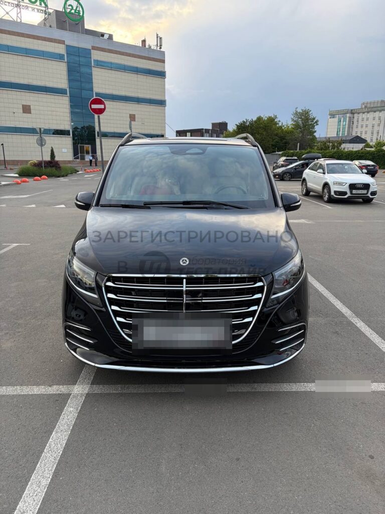 Mercedes V300 → мобильный офис с холодильниками и перегородкой 🚐